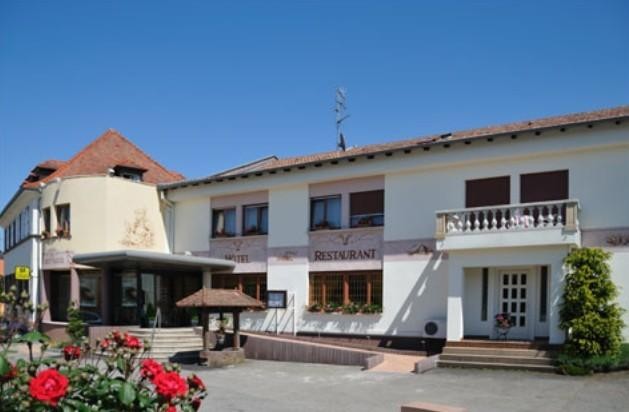 Photo de Hôtel Restaurant Au Boeuf Rouge