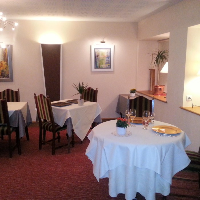 Photo de Logis Hôstellerie Belle-Vue