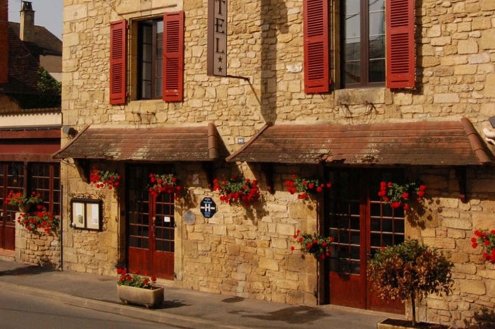 Photo de Hôtel Le Madrigal