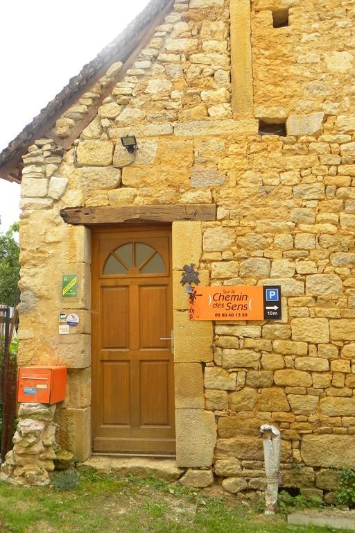 Photo de Chambres d'hôtes - Sur Le Chemin des Sens