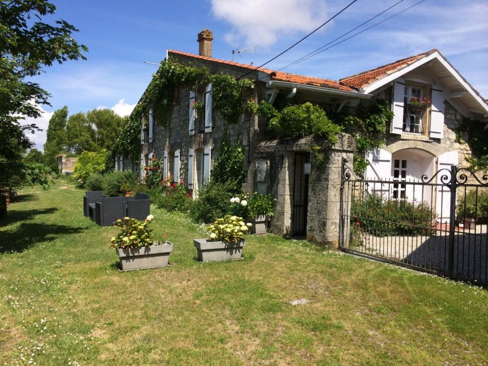 Photo de Domaine des Prés de Joussac