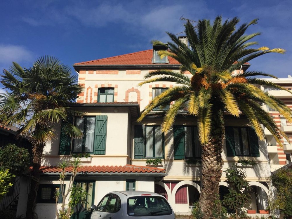Photo de Hôtel-Résidence Le Grillon