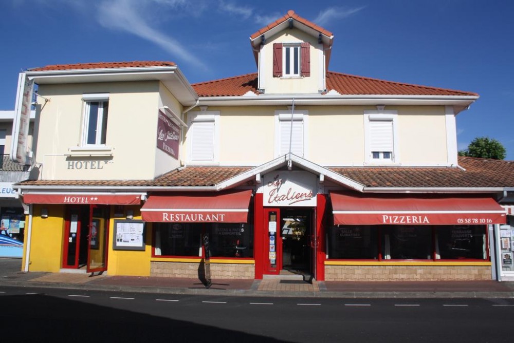 Photo de Hôtel Les Italiens