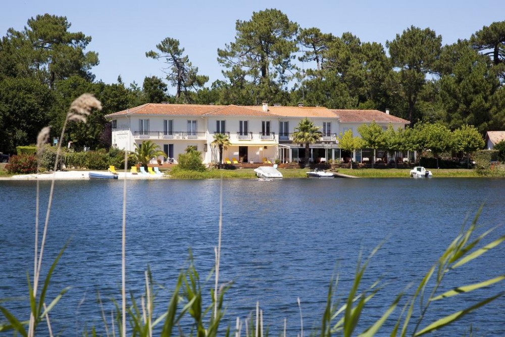 Photo de Hôtel Restaurant La Caravelle