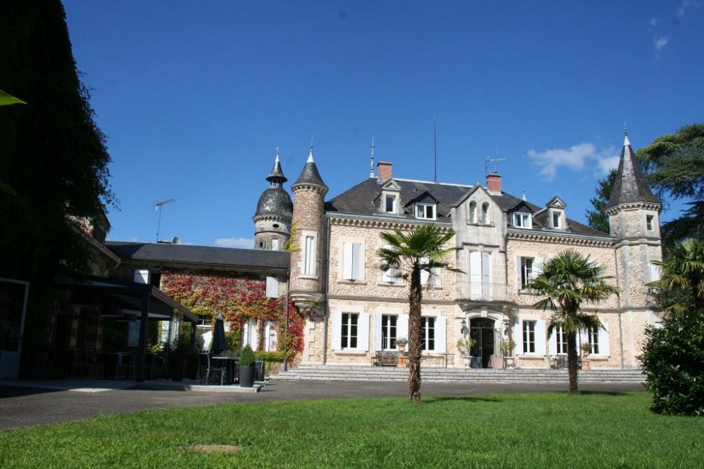 Photo de Château de Buros