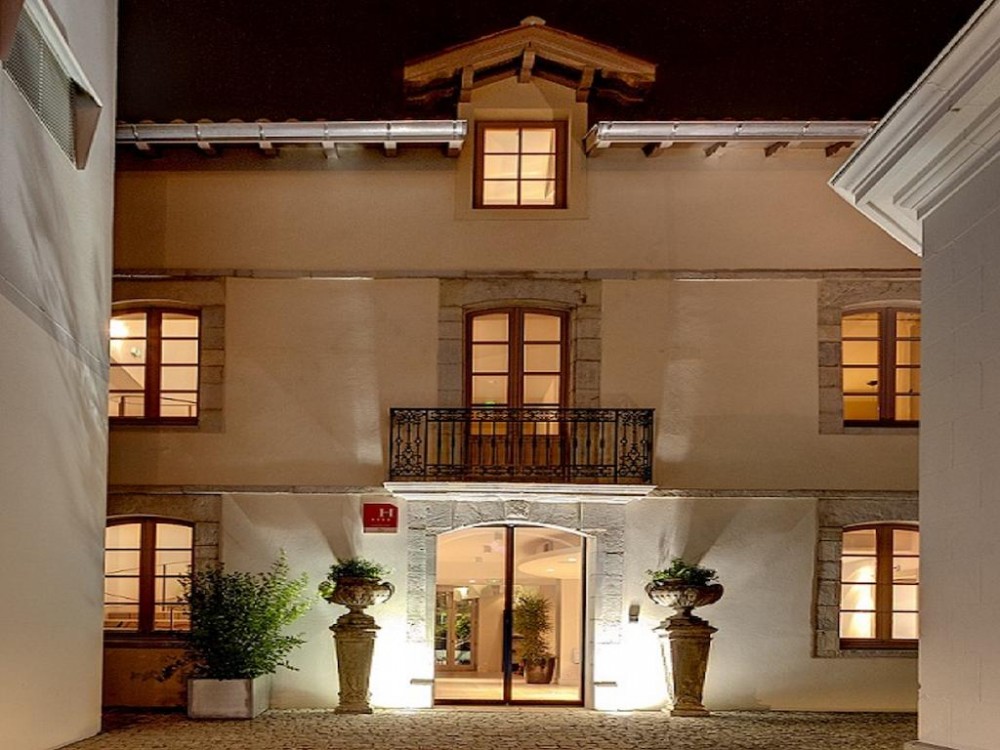 Photo de Hôtel de Silhouette