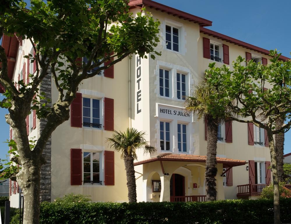 Photo de Hôtel Saint Julien