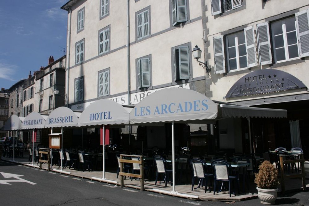 Hôtel DES ROCHES à SaintFlour avec restaurant