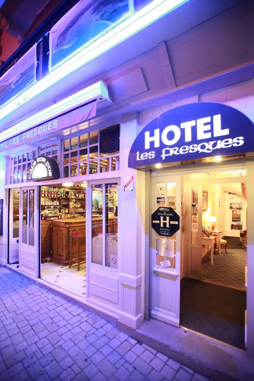 Photo de Hôtel Les Fresques