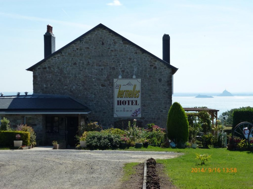 Photo de Hôtel Les Hermelles