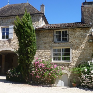 Gîte "Le Porche" Château de Mirande, Vacances en Bourgogne