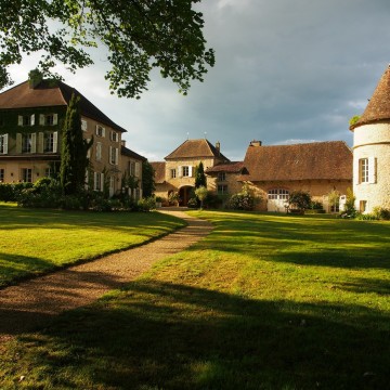 Château de Mirande, Vacances en Bourgogne