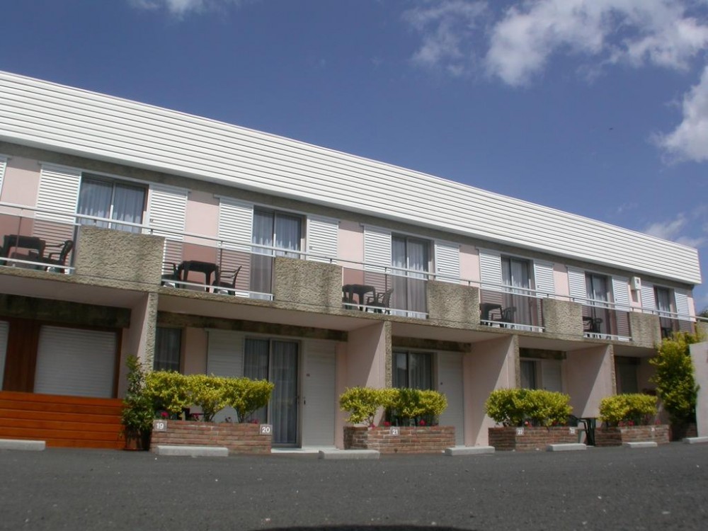 Photo de Hôtel Des Tilleuls