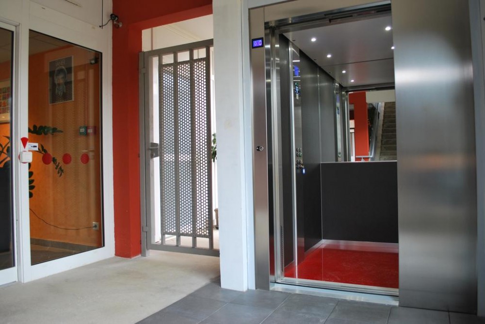 Photo de Hôtel Tambourin