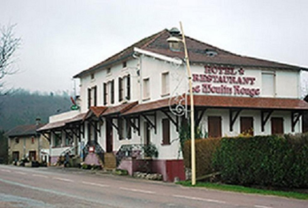 Photo de Hôtel Le Moulin Rouge