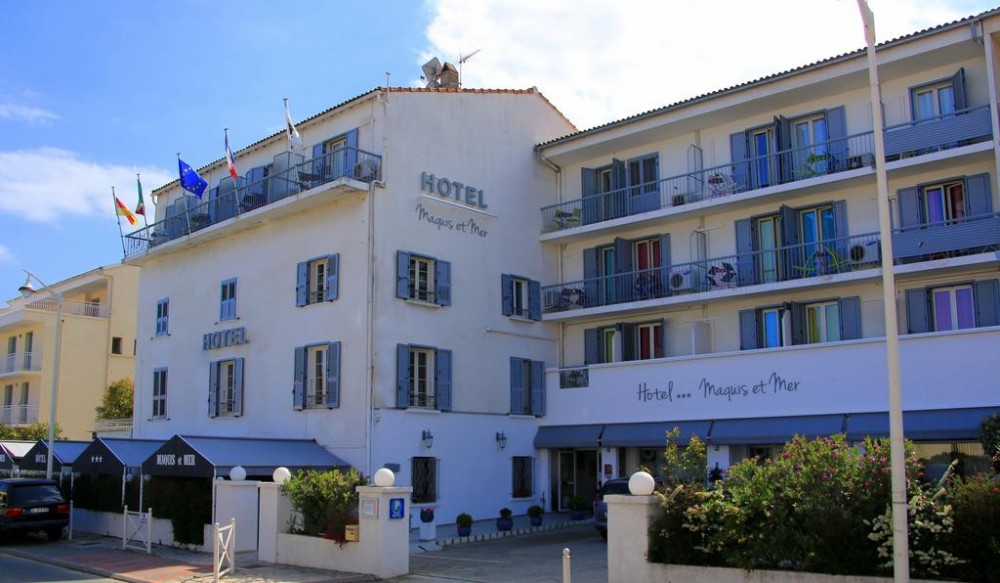 Photo de Hôtel Maquis et Mer