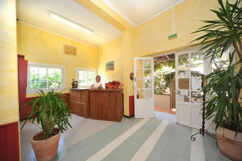 Photo de L'Hôtel de la Plage « Santa Vittoria »