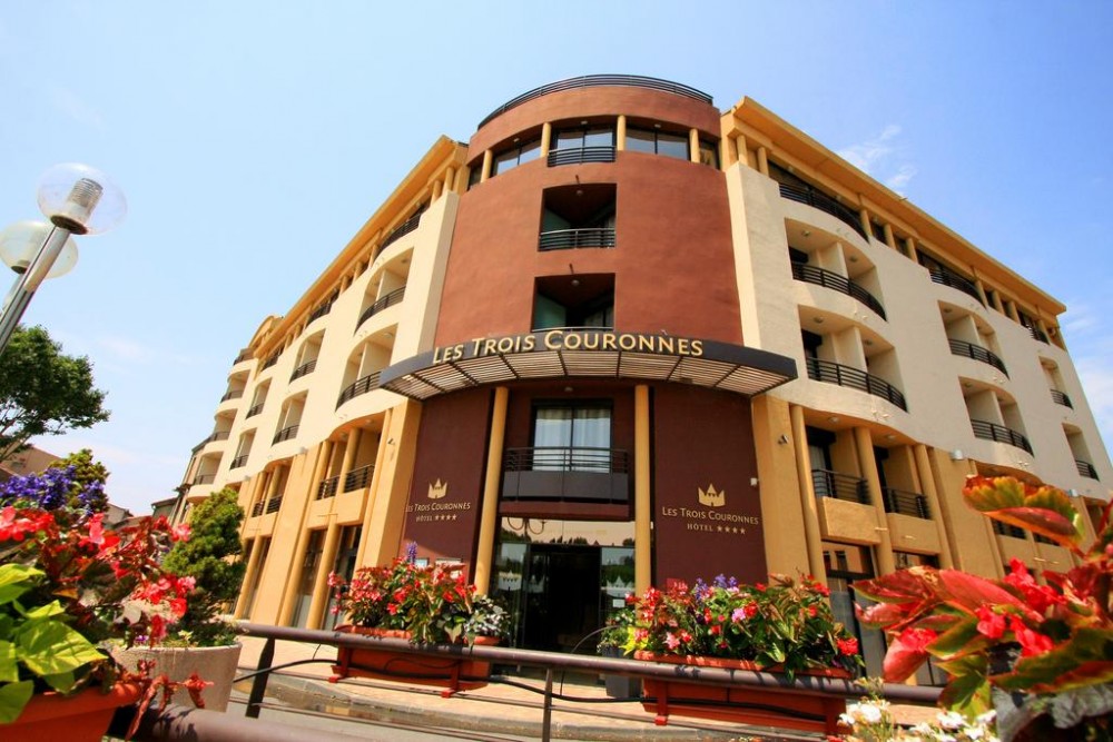 Photo de Hôtel Des Trois Couronnes