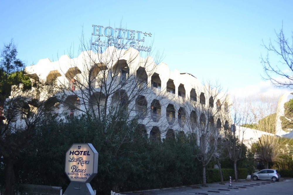 Photo de Hôtel Les Rives Bleues