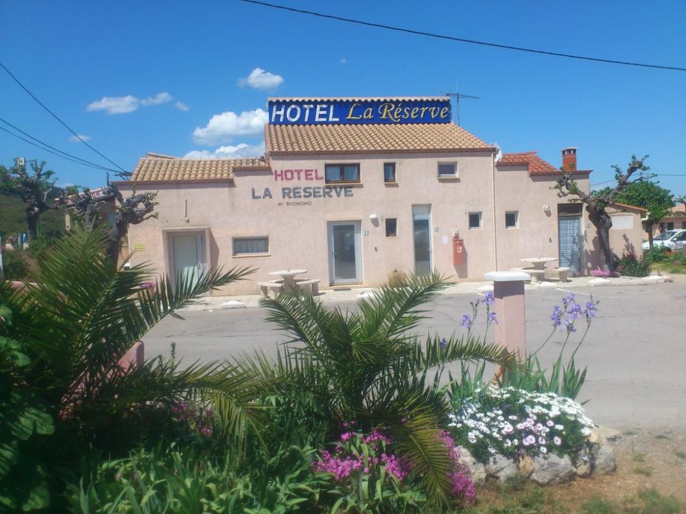 Photo de Hôtel La Reserve