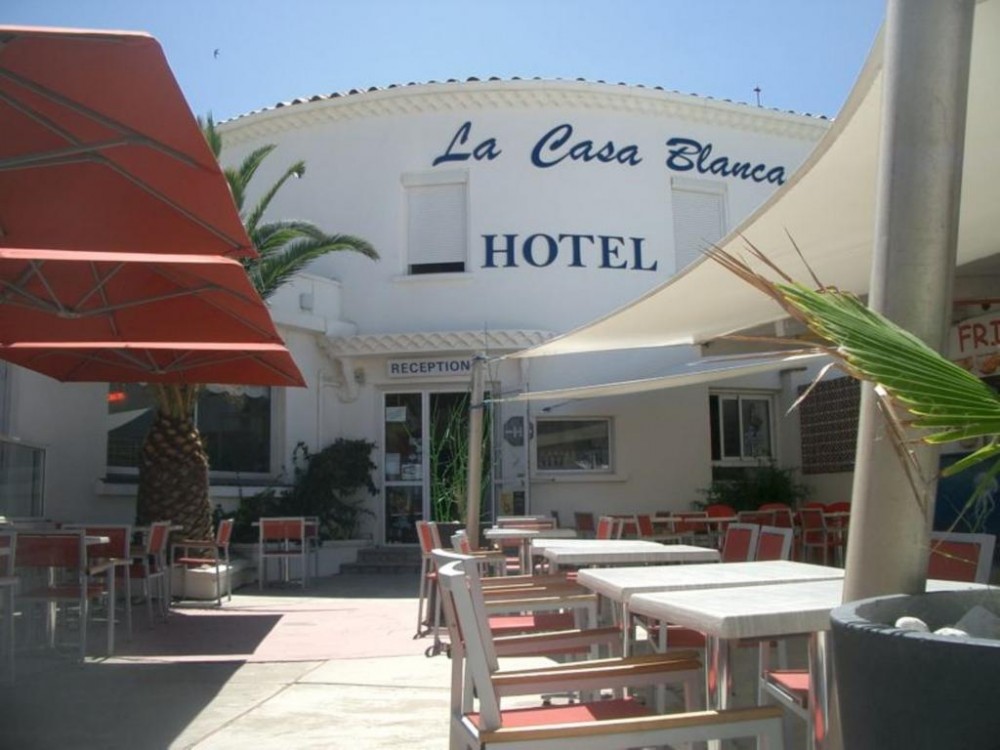 Photo de Hôtel La Casa Blanca