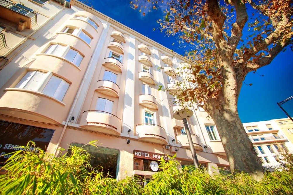 Photo de Hôtel Mondial