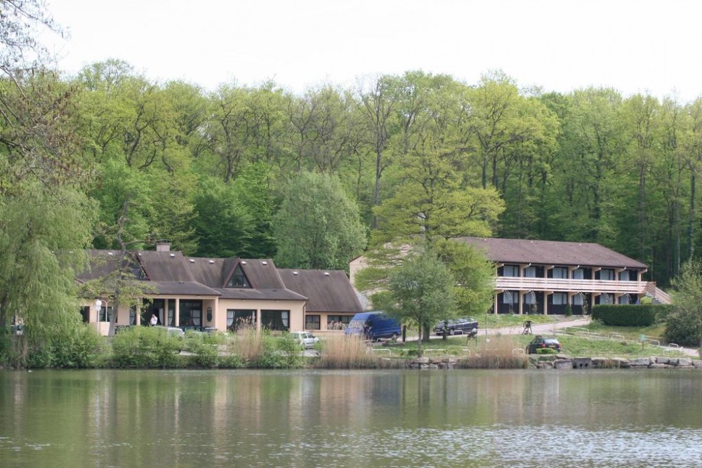 Photo de Hôtel Restaurant des Lacs