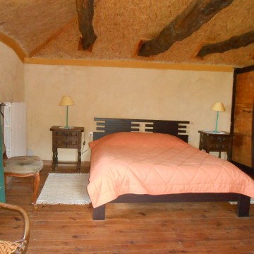 Photo Chambre dHôtes et Gîte des Monts - Histoire locale à Saint-Izaire 12480