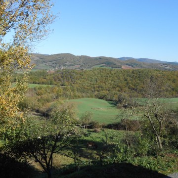 Photo Chambre dHôtes et Gîte des Monts - Histoire locale à Saint-Izaire 12480