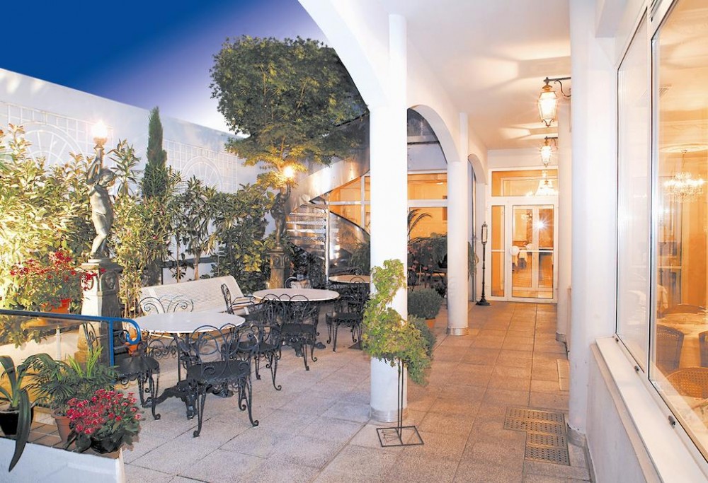 Photo de Hôtel Gloria & Avenue