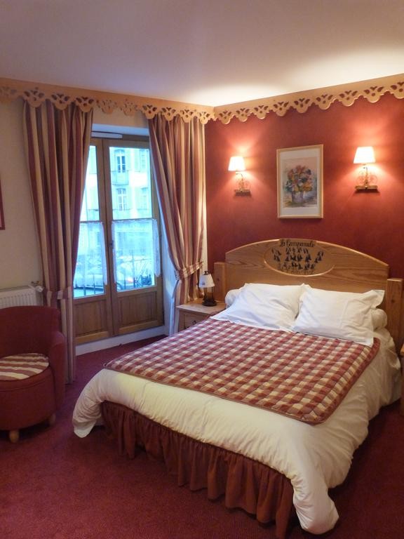 Photo de Hôtel le Bois Joli