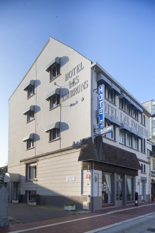Photo de Hôtel Les Embruns