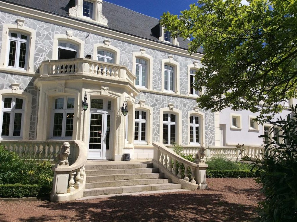Photo de Hostellerie De Le Wast - Château Des Tourelles