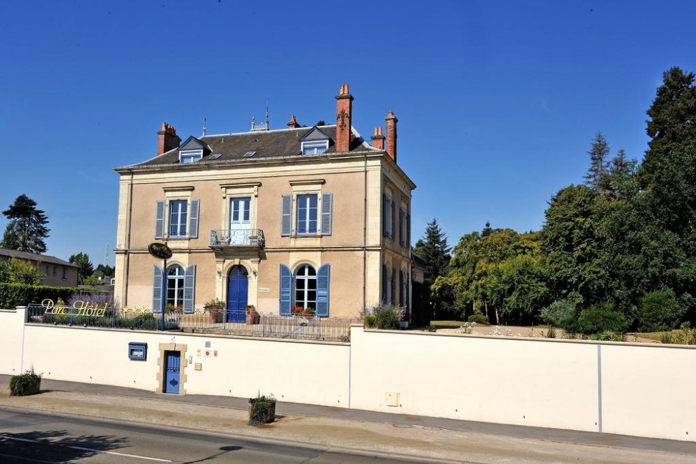 Photo de Logis Le Parc Hôtel