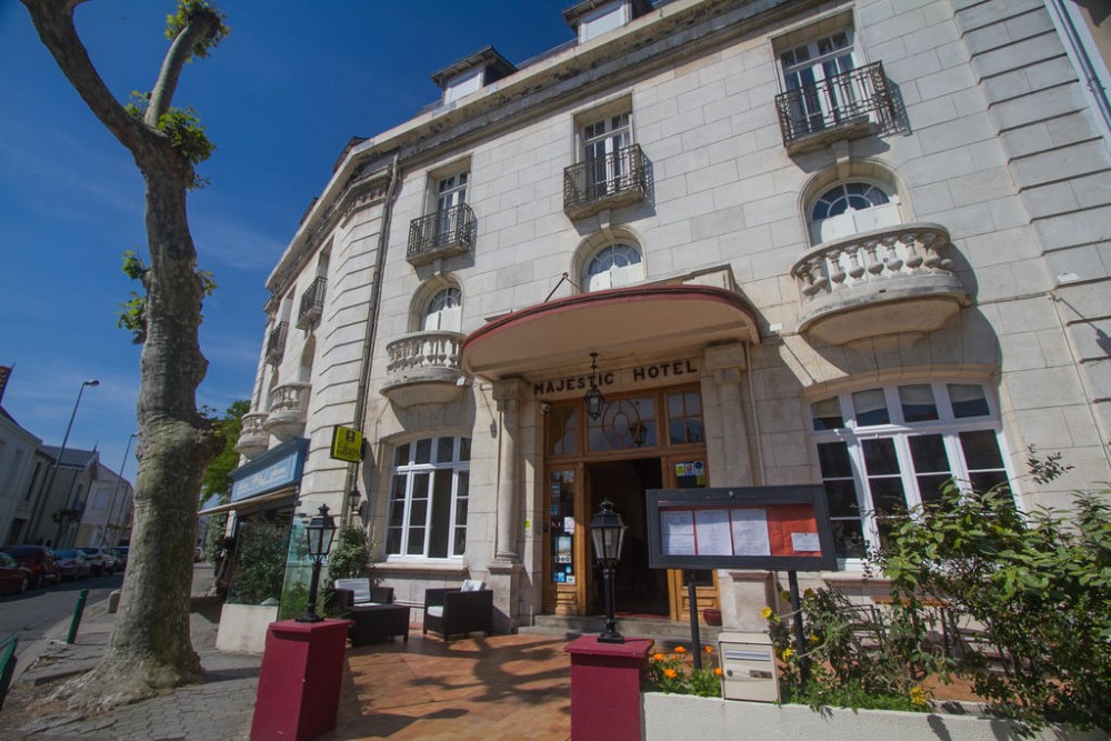 Photo de Hôtel Majestic Hôtel