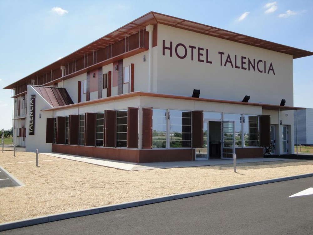 Photo de Hôtel Talencia