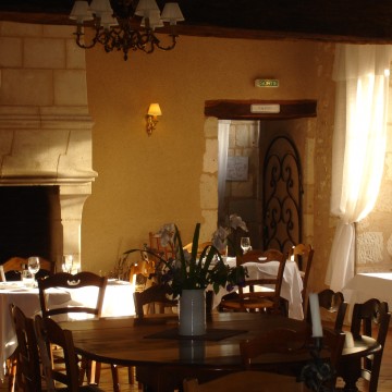 Photo Le Relais du Lyon dOr à Angles sur lAnglin à Angles-sur-lAnglin 86260