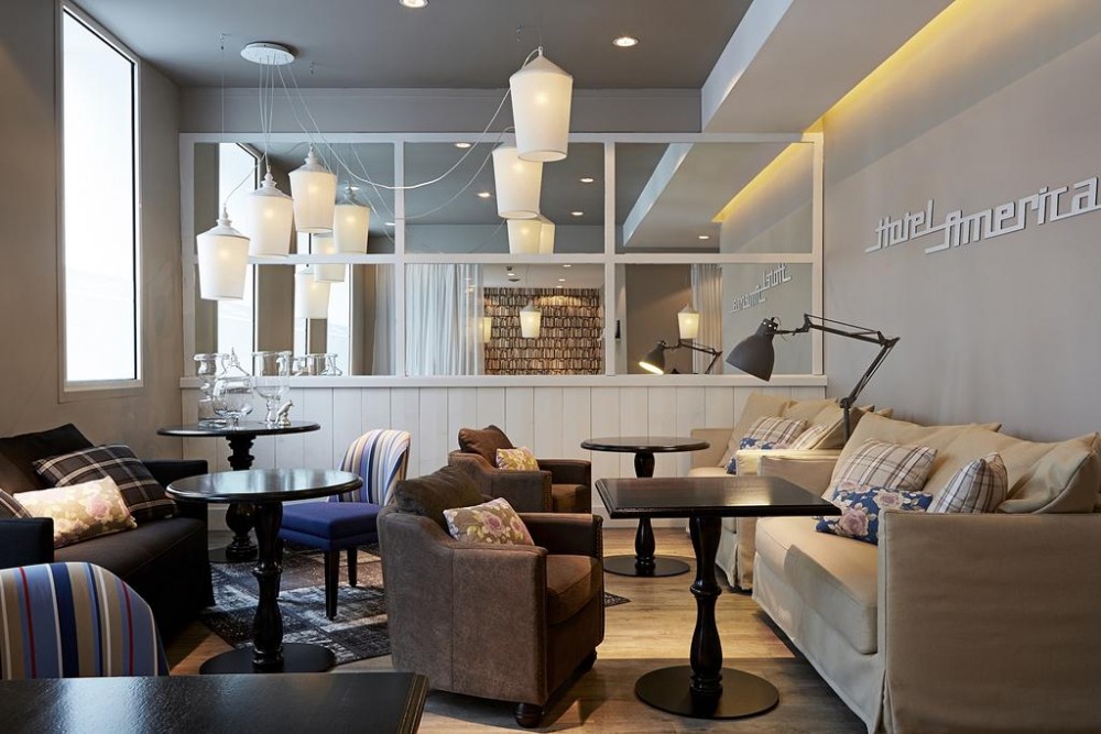 Photo de Hôtel America