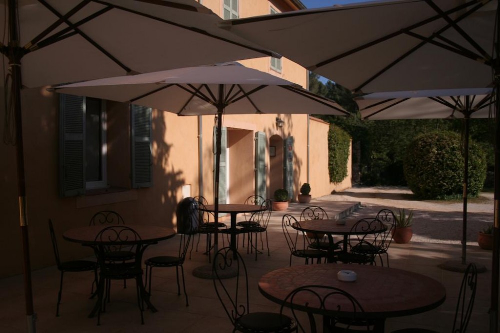 Photo de Hôtel Les Cigales