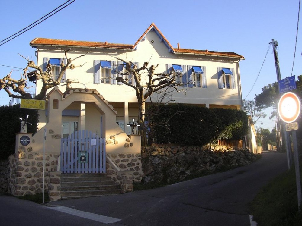 Photo de Hôtel des Moulins