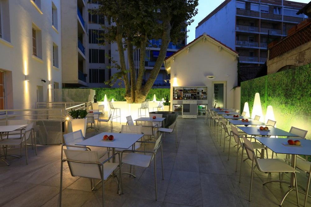 Photo de Hôtel Cézanne Boutique-Hôtel