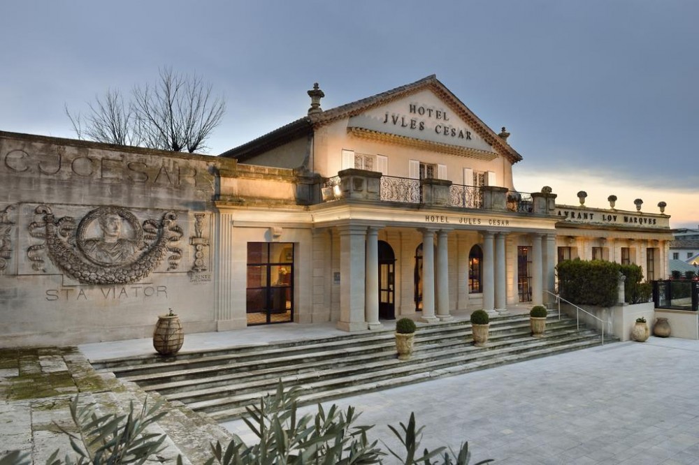 Photo de Hôtel Jules César
