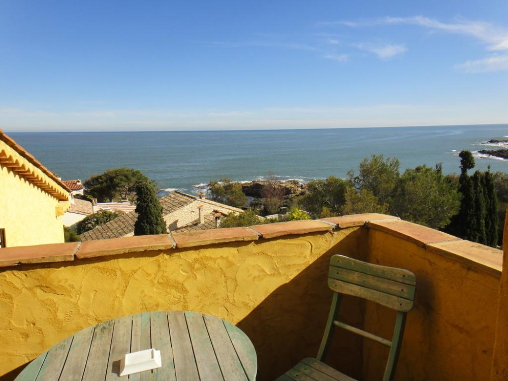 Photo de Hôtel Les Calanques