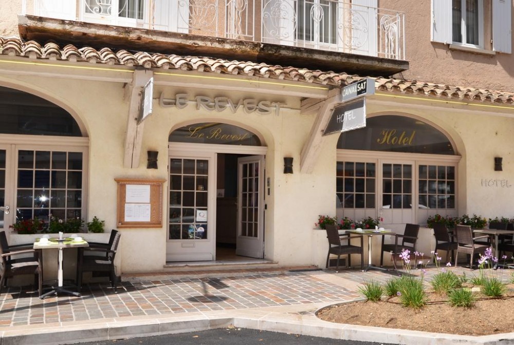 Photo de Hôtel Le Revest