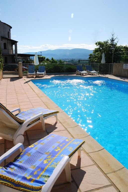 Photo de Hôtel Relais de la Vignasse
