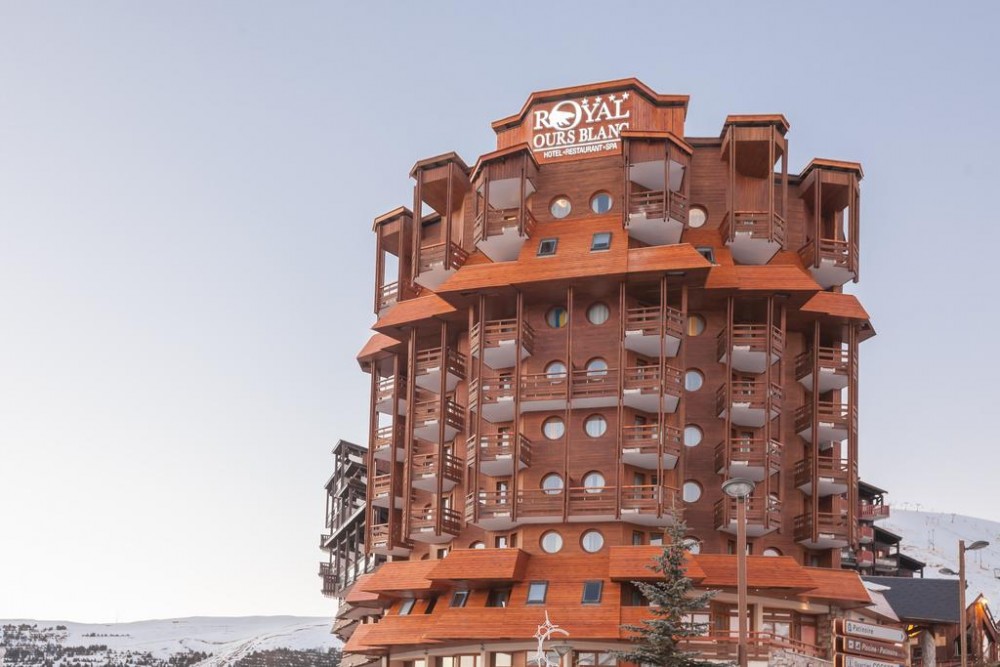 Photo de Hôtel Le Royal Ours Blanc