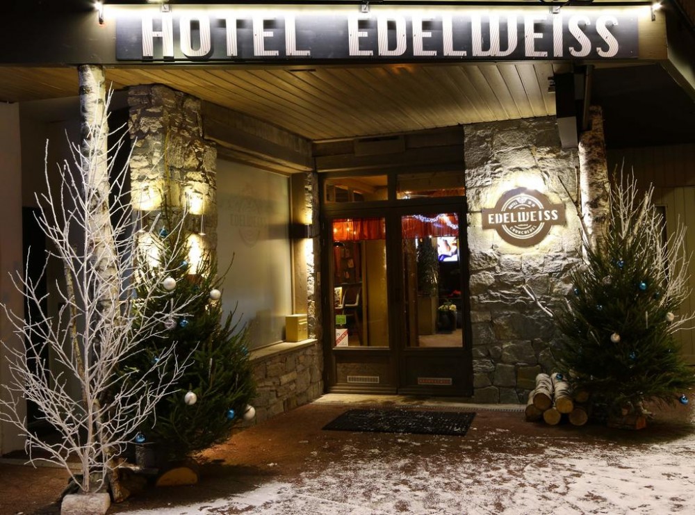 Photo de Hôtel Edelweiss