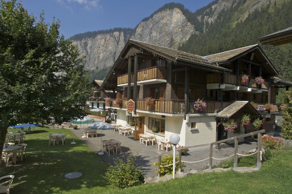 Photo de Hôtel Les Prodains