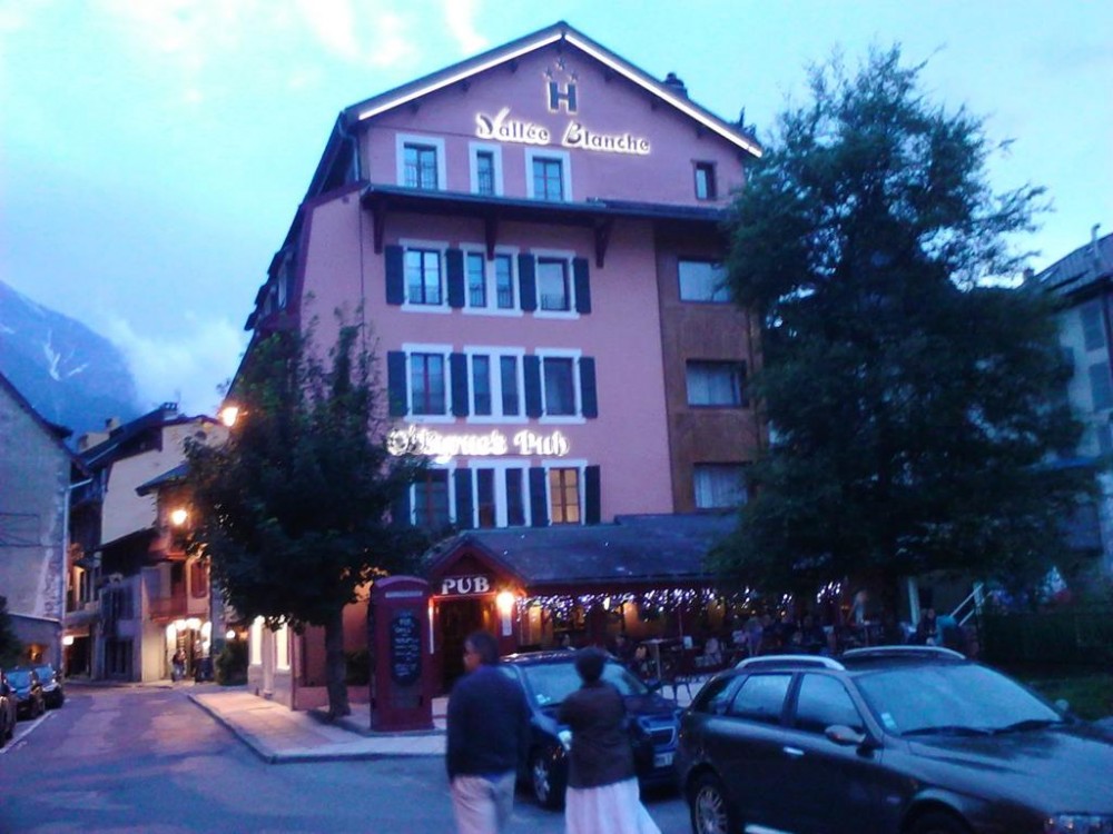 Photo de Hôtel la Vallée Blanche