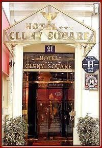 Photo de Hôtel Cluny Square